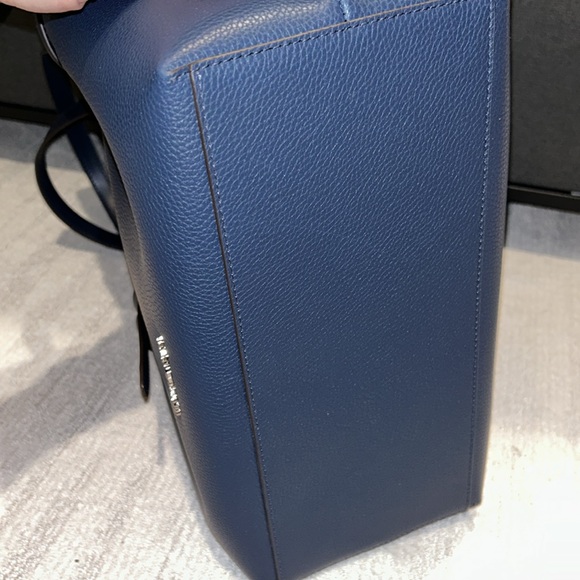 Michael Kors large pebbles leather Emilia tote bag navy - Picture 4 of 4